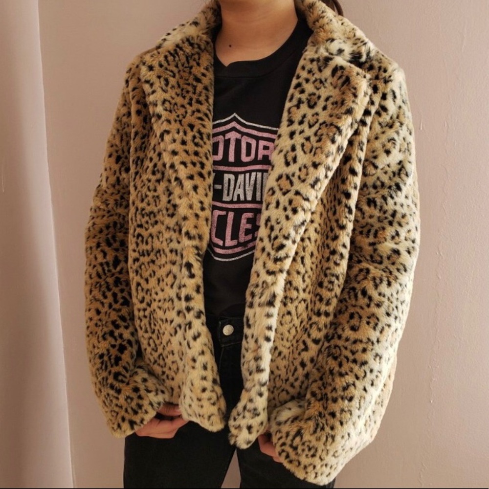 kendall + kylie faux fur coat in leopard